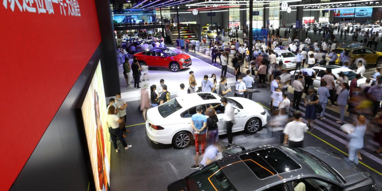 Penjualan Tesla Turun, VW Jadi Favorit Baru Konsumen Eropa