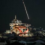 Bulan Madu Impian Di Dubai Berubah Setelah Serangan Rudal