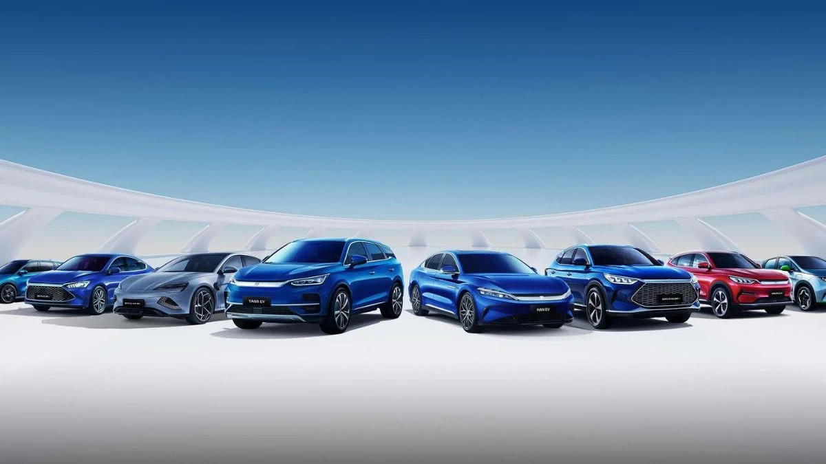 China Ambil Alih Tahta