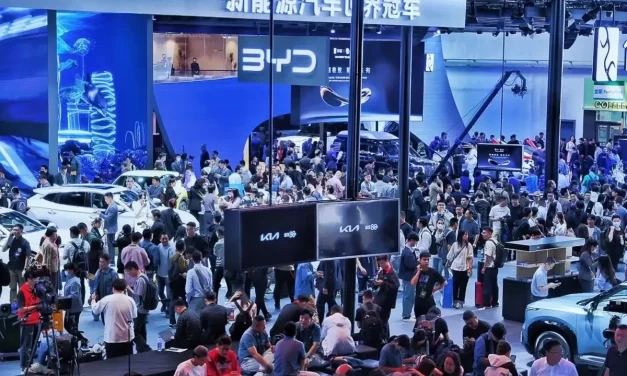 Rekor Dunia! 1.451 Mobil Ramaikan Beijing Auto Show 2026