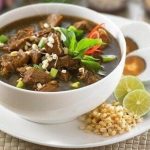 Sup Tradisional Indonesia Sebuah Hidangan Lezat Rawon