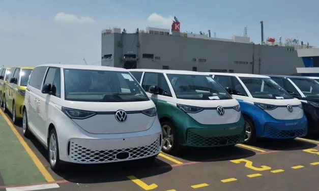 94 Ribu Mobil Listrik Volkswagen Resmi Di Tarik Secara Global
