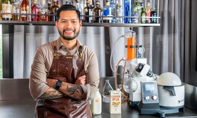 Barista Mikael Jasin Yang Berhasil Menjadi Juara Dunia