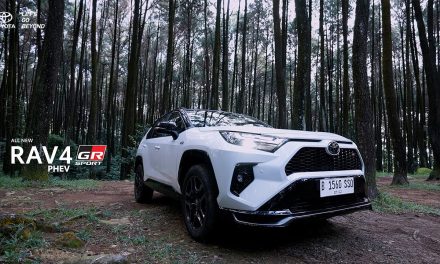 Ketangguhan Toyota RAV4 Di Kenal Irit Bahan Bakar Dan Andal