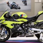 Superbike Premium BMW S 1000 RR Memiliki Tenaga Mesin 999cc